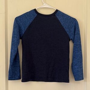 Cat & Jack Boys 6/7 Long Sleeve Raglan Shirt - Navy and Heather Blue